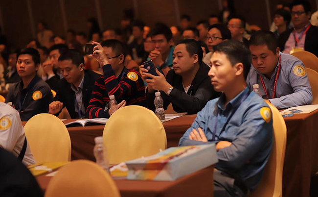 深科特出席SbSTC技術狂歡趴，分享智能工廠主題演講